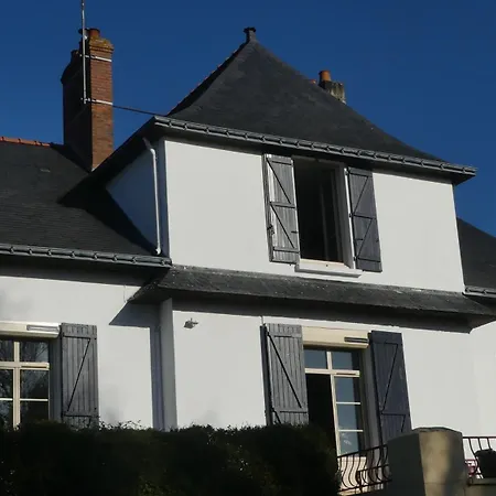 D'hotes Du Anjou فندق مبيت وإفطار 3*