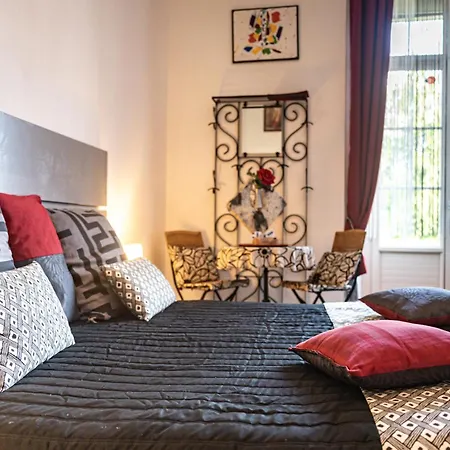 D'hotes Du Anjou فندق مبيت وإفطار 3*