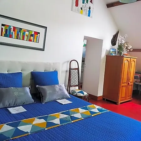D'hotes Du Anjou 3*