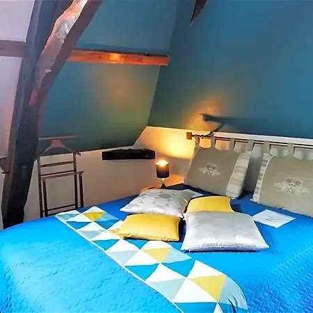 D'hotes Du Anjou Bed & Breakfast