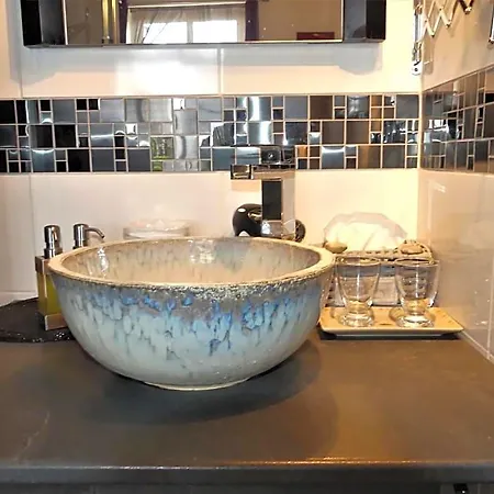 D'hotes Du Anjou Bed & Breakfast