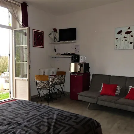 D'hotes Du Anjou 3*