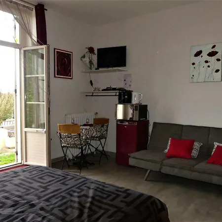 D'hotes Du Anjou 3*