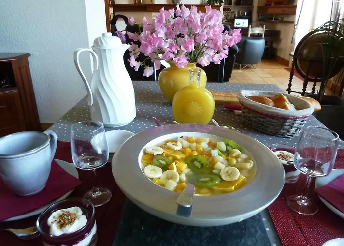 לינה וארוחת בוקר D'hotes Du Anjou 3*